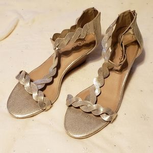 Torrid Gold Wedge Heels Size 9.5W NWOT